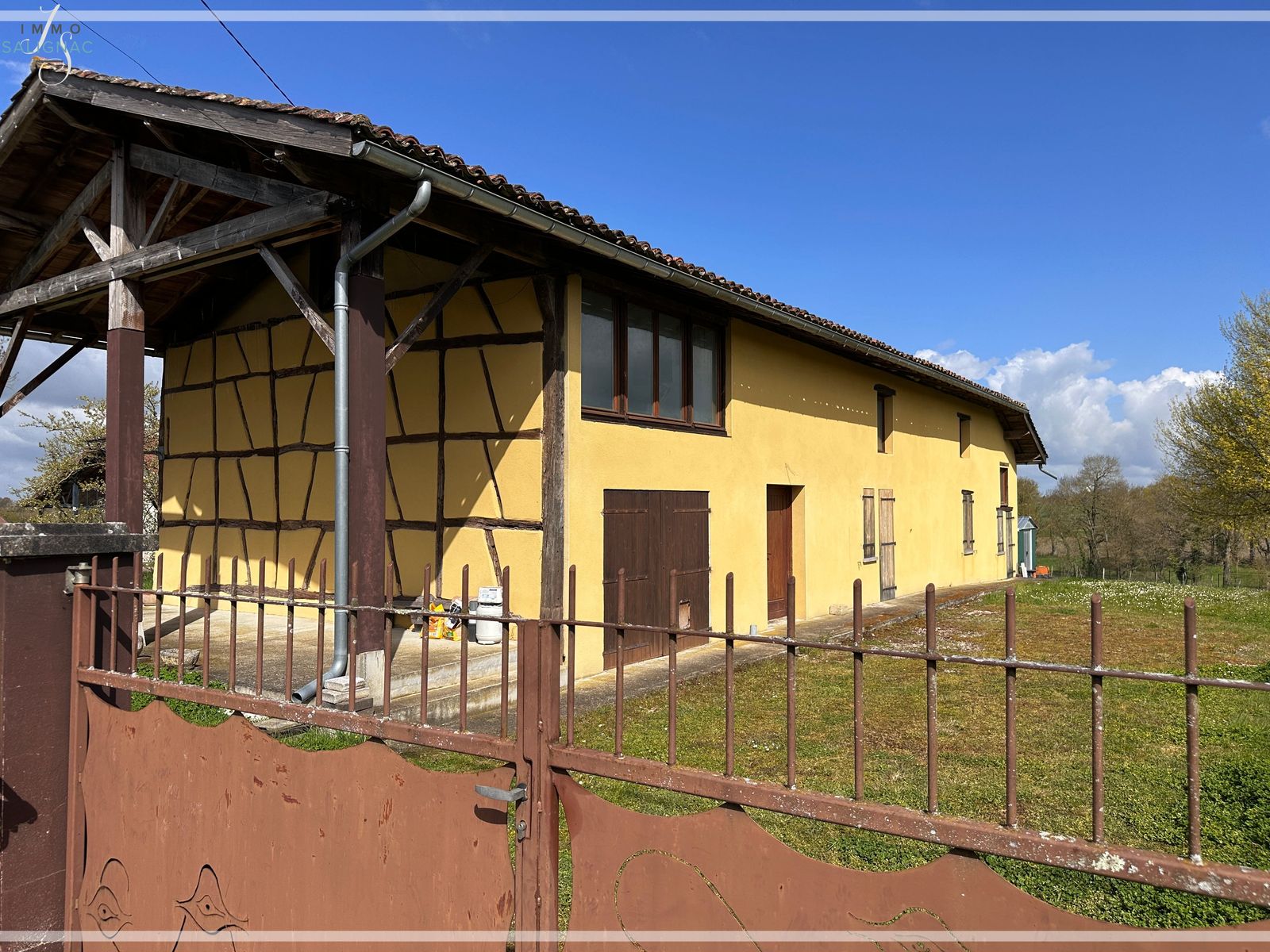 La ferme bressane et son entrée