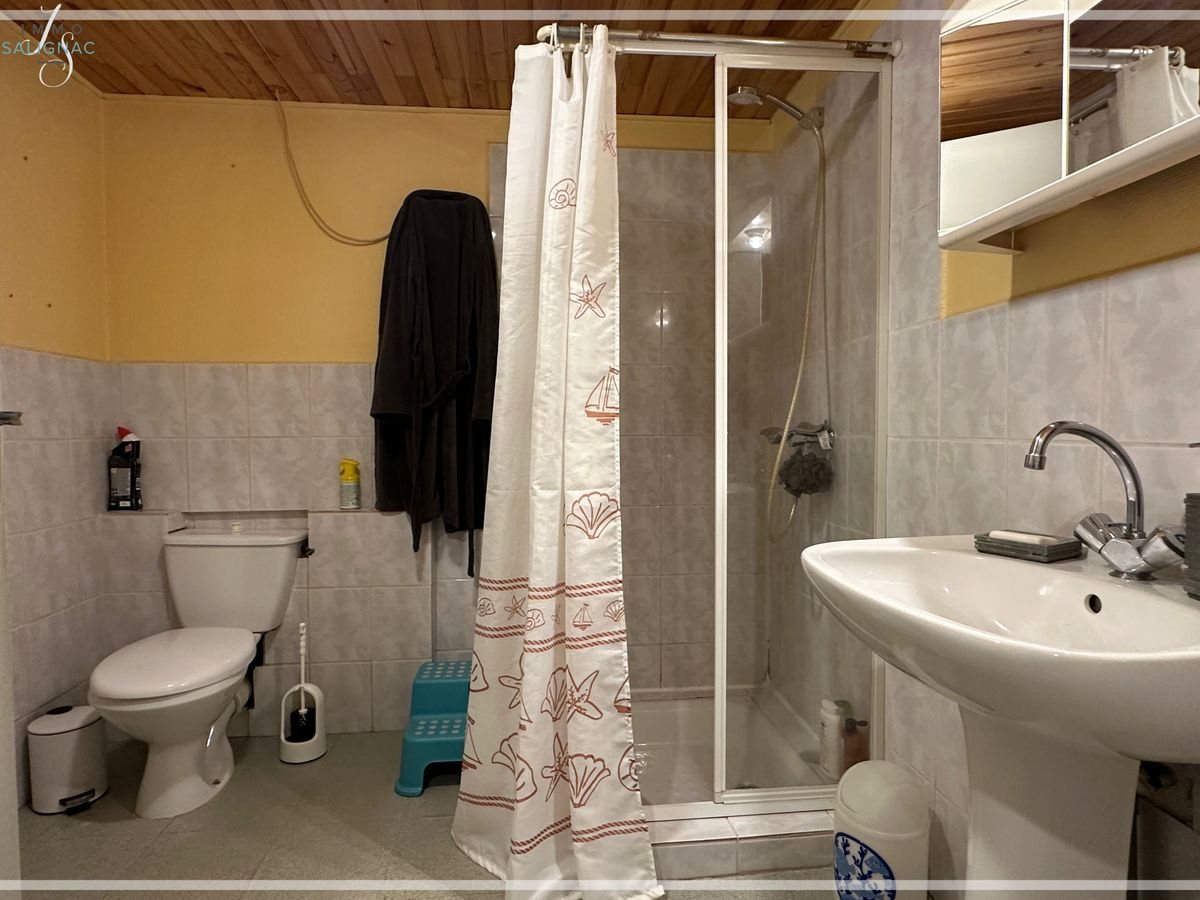 Salle d’eau du rez-de-chaussée
